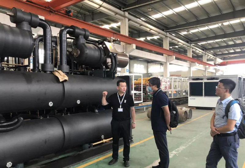 热烈接待中国华电集团公司山西分公司向导来我司考察能源塔项目