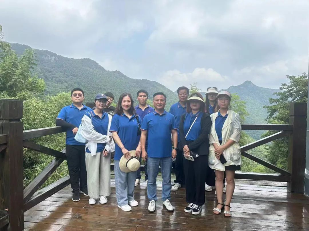 十年同舟，共济未来